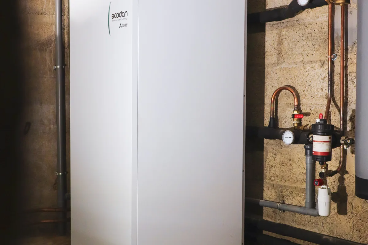 Installation d’une pompe à chaleur air/eau Mitsubishi R290