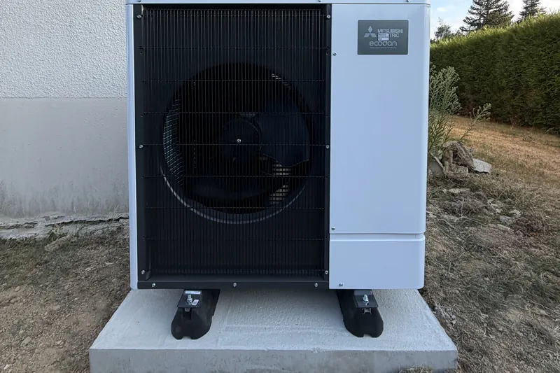 Pompe à chaleur air-eau installée par TLF