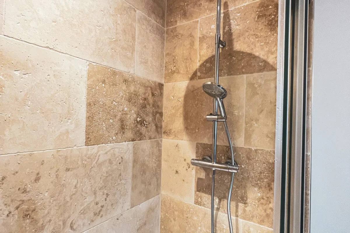 Après - Transformation complète de la salle d&rsquo;eau