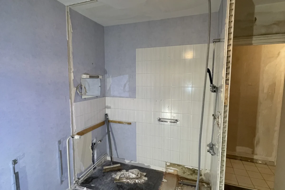 Avant - Transformation complète de la salle d&rsquo;eau